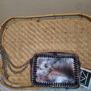 INZI  Silver Metallic‎ Crossbody Bag Chain Strap Evening Party Small